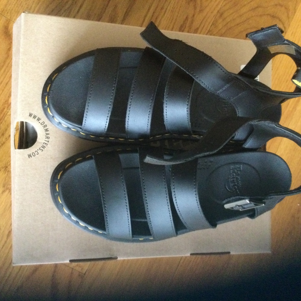 Women Dr. Martens Sandals